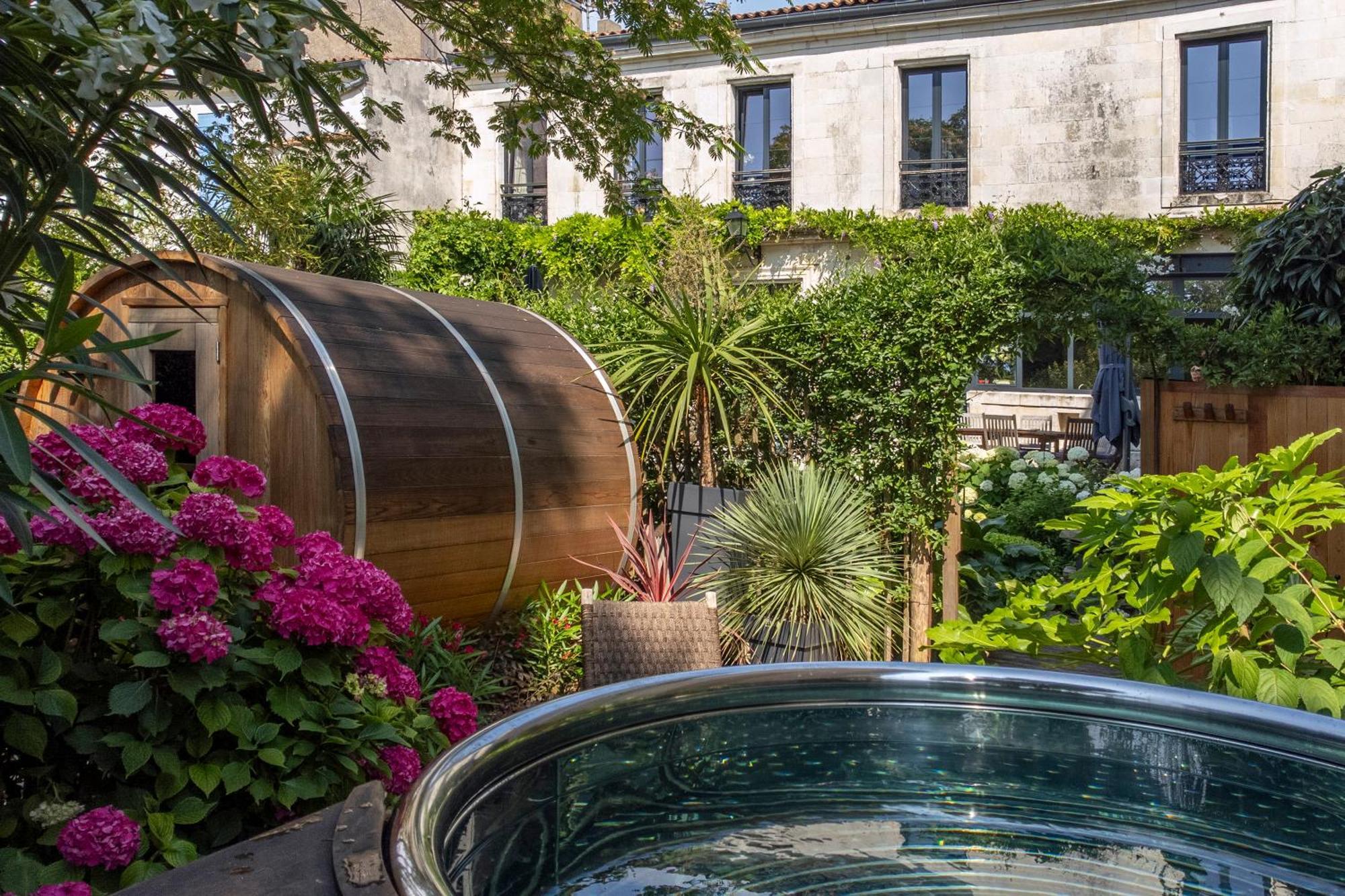Escale Rochelaise B&B, Spa Bain Nordique Et Sauna Tonneau La Rochelle  Exterior foto